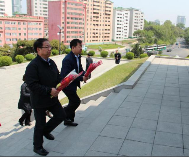 5.19吉林毓文中学代表团访问朝鲜693.png